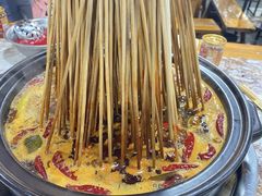 -唐记煌大坨卤牛肉串串(瑞南街店)