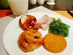 -广州天河希尔顿酒店