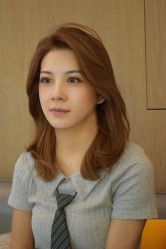 -诗悦发型烫染SALON