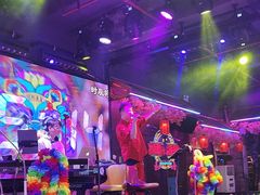 -喜鹊音乐酒馆(西街店)