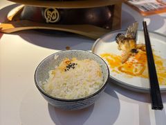 -鸣记脆皮烤鱼·海鲜烤鱼(三八广场店)