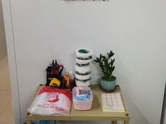 -安东易迷你自助仓储寄存仓库(草桥店)