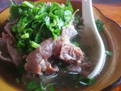 -周记翘脚牛肉