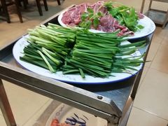-华哥新鲜猪精品美食
