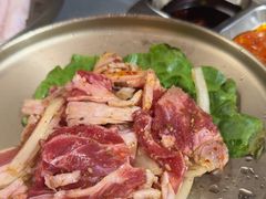 -围炉肉舍•炭烤活鳗•丹东海鲜烤肉(步行街店)