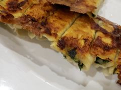 猪肉韭菜锅贴-大眼锅贴水饺(河东店)