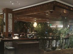 -八府香鸭·啫啫煲(华山路店)