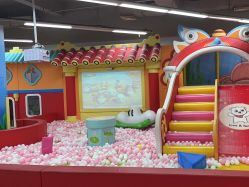 -孩子王童乐园(泰州万达店)