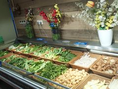 蔬菜-蒙肥羊·酸汤潮牛·鲜牛肉火锅烤肉自助(岗顶店)