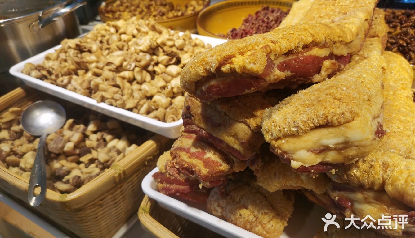 本地饭馆，食材味道硬才站得住
