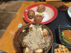 -小饕荟雅安贡椒鱼鲜馆(广福桥店)