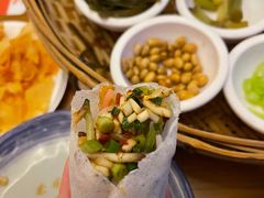 -包整·丝娃娃(一览甲秀楼风景店)