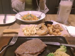 -必胜客(环球店)