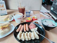 -必胜客(机场路店)