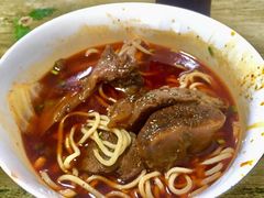 -易毛特色牛肉面(解放碑步行街店)