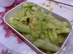 姥姥拍黄瓜-金陵暴走小龙虾·迷踪蟹(凯德MALL店)