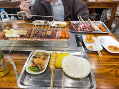 -哈尔滨小酒馆·鲜肉现穿自助烧烤(康新花园店)