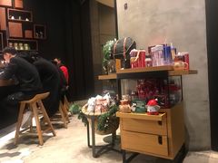 -星巴克臻选(成都太古里店)