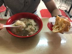 -张阿三馄饨店