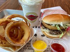 -FATBURGER 特富客汉堡(外交公寓店)