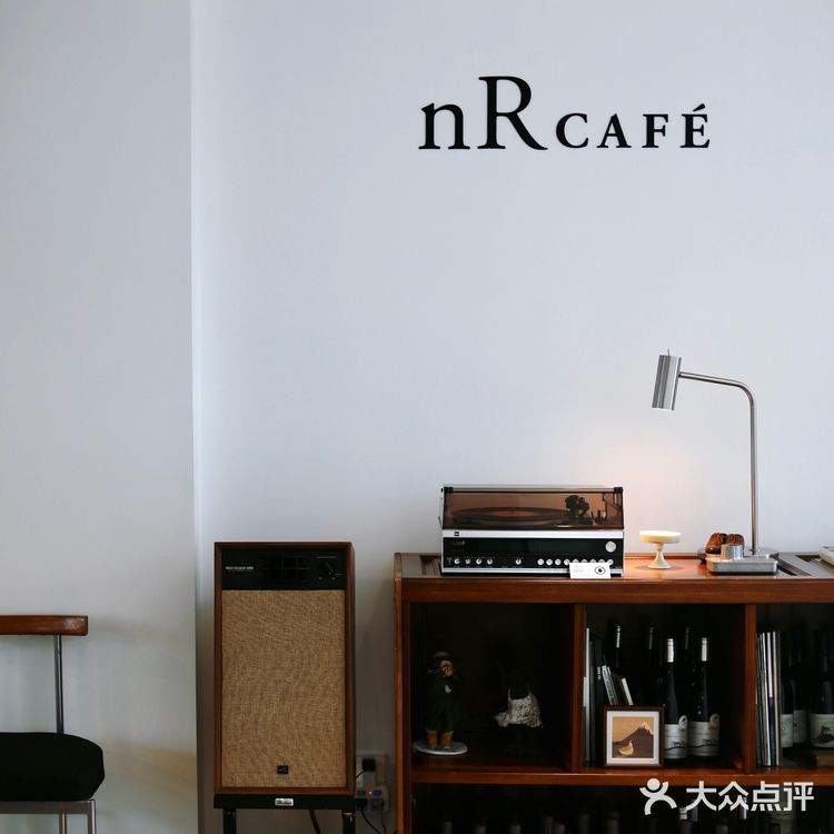 广州 | nR cafe · 百叶窗景的办公室咖啡