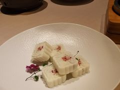 玫瑰山药糕-三利音·东方司宴(外滩店)