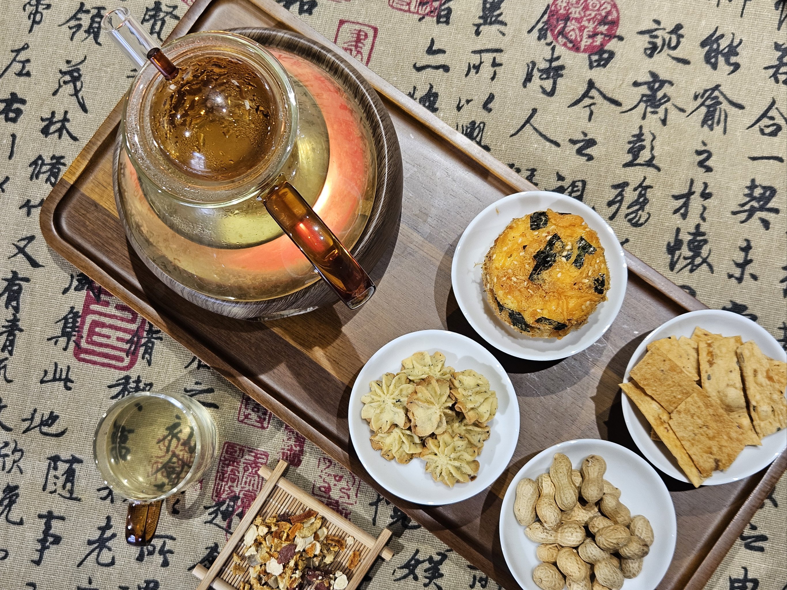 什么茶一喝就硬(什么茶叶一泡就变大了)