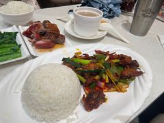 -香港新发烧腊茶餐厅(水围店)