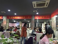 -新百幺妹火锅(新百广场万宇步行街总店)