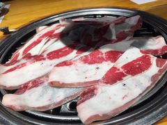 -唯成•韩国炭火烤肉 유성고기