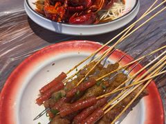 -老街烧烤大排档·地道湖北菜·龙虾馆(汉口火车站店)