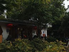 -龙华寺