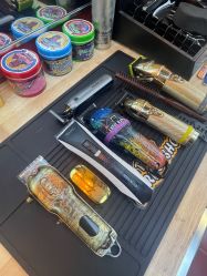 -Devilhands Barbershop男士理容店