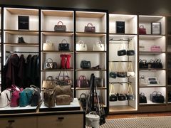 -COACH蔻驰(赛特奥特莱斯店)