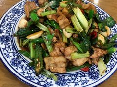 农家小炒肉-东兴寒舍老北京炸酱面(三里河路店)