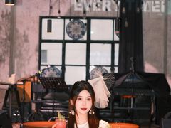 -锅炉咖啡·西餐·音乐酒厂