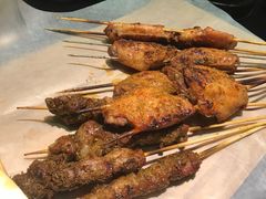 羊肉串-西街夜油条·麻团包乌饭