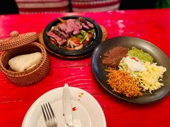 -Pistolera Mexican Cantina女枪手墨西哥餐厅(碧云路店)