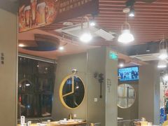 -街角等你.大连海鲜烧烤.经典铁板海鲜串(西安路店)