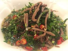 -山珍王国·云南野生菌石锅鱼