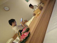 -良子足疗按摩