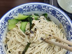 -老陆稿荐(西中市店)