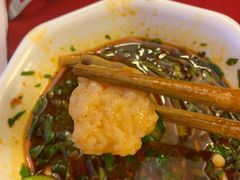 -山城年华老火锅(玉林店)