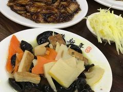 -朱新年·苏式汤团·面点(北寺塔店)