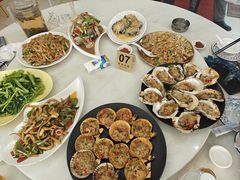 -覃记海鲜美食餐厅