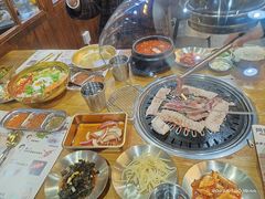 -黑豚黨韩国烤肉料理(悦然时光店)