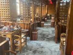 大堂-果松木炭酸菜铜火锅·外婆参鸡汤