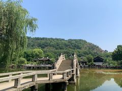-灵岩山风景区