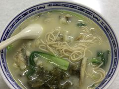 -明呈黄鱼面馆(斜土路店)