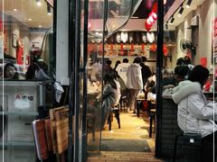 门面-爆炸头阿姨小四川正宗川味小吃(无任何分店)